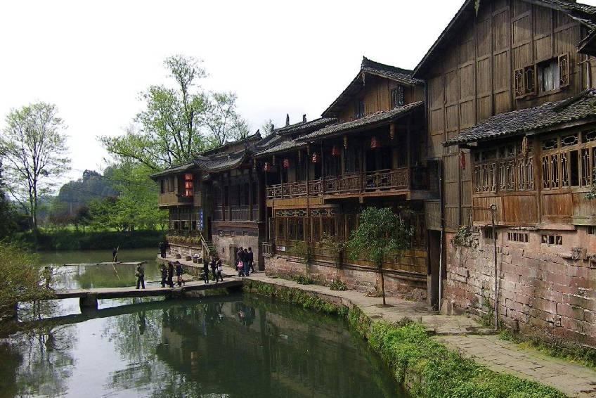 打造特色医药发展联合体 2024湖南大健康行业高质量发展大会召开